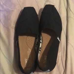 Black classic toms